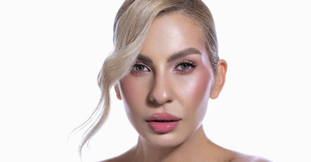 Reguli esențiale pentru a obține un machiaj perfect în perioada verii