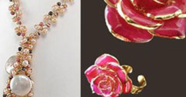 Bijuterii cu tema pentru mirese