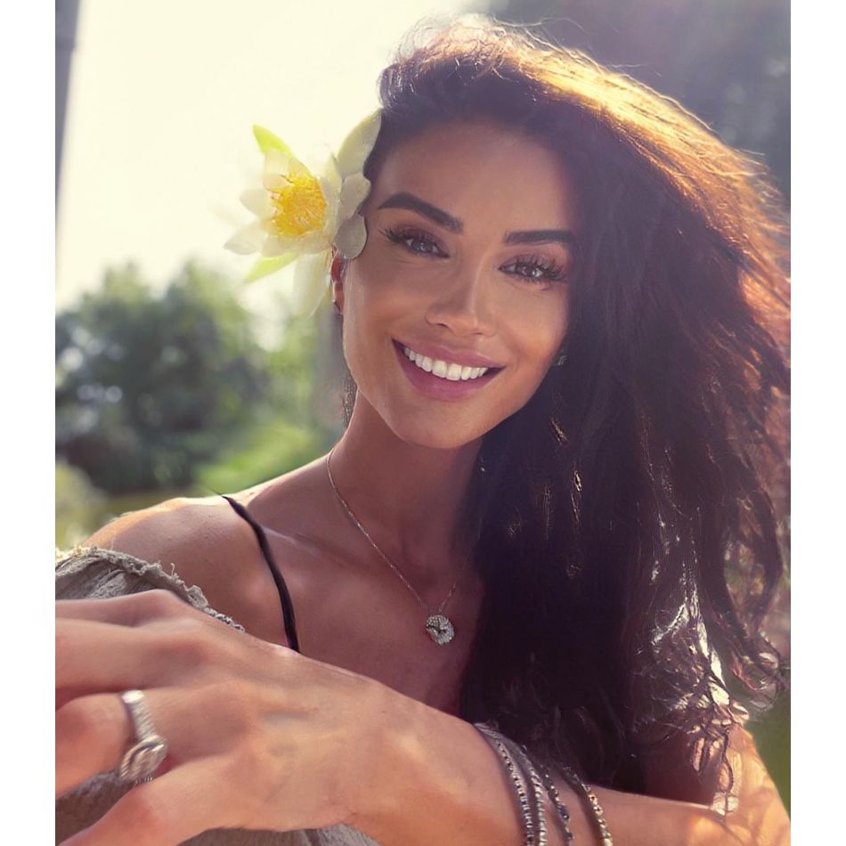 Geanina Ilieș, de la pupitrul știrilor, la femeie de de afaceri. Cum este acum viața frumoasei prezentatoare tv?