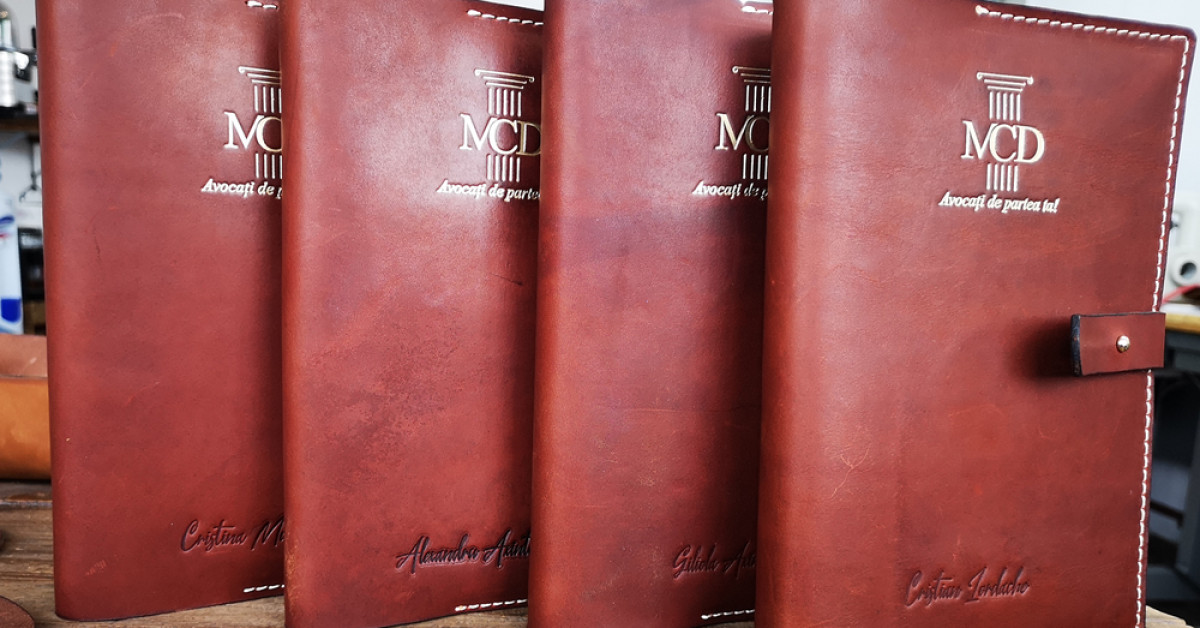 Poza 4 din 6 smallet