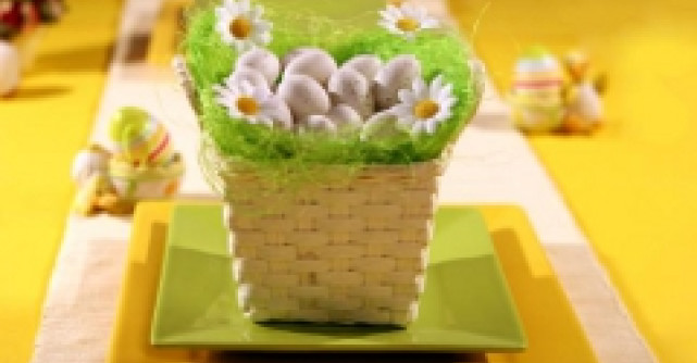 MINI Targul Bunatatilor de Paste la Readers Cafe