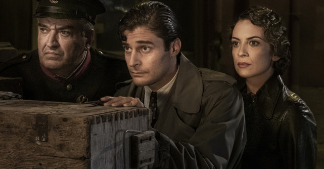 O întorsătură supranaturală a genului clasic de crimă-dramă: COMISARUL RICCIARDI