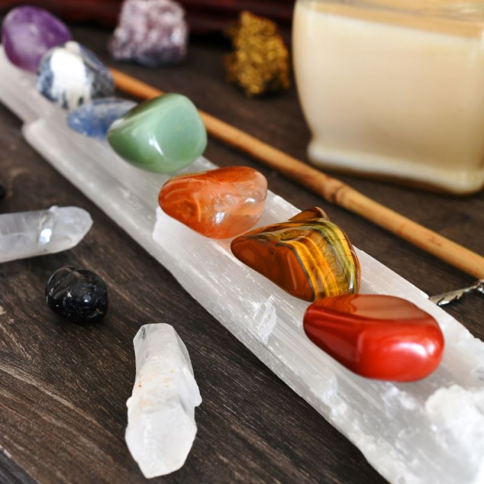 Cristalele perfecte pentru zodia Fecioară: Armonie, împlinire și protecție