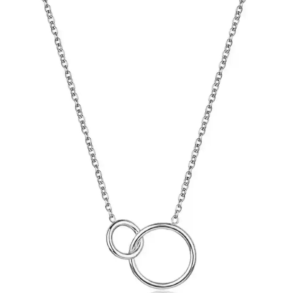 Ce modele de coliere se poartă în vara lui 2023?