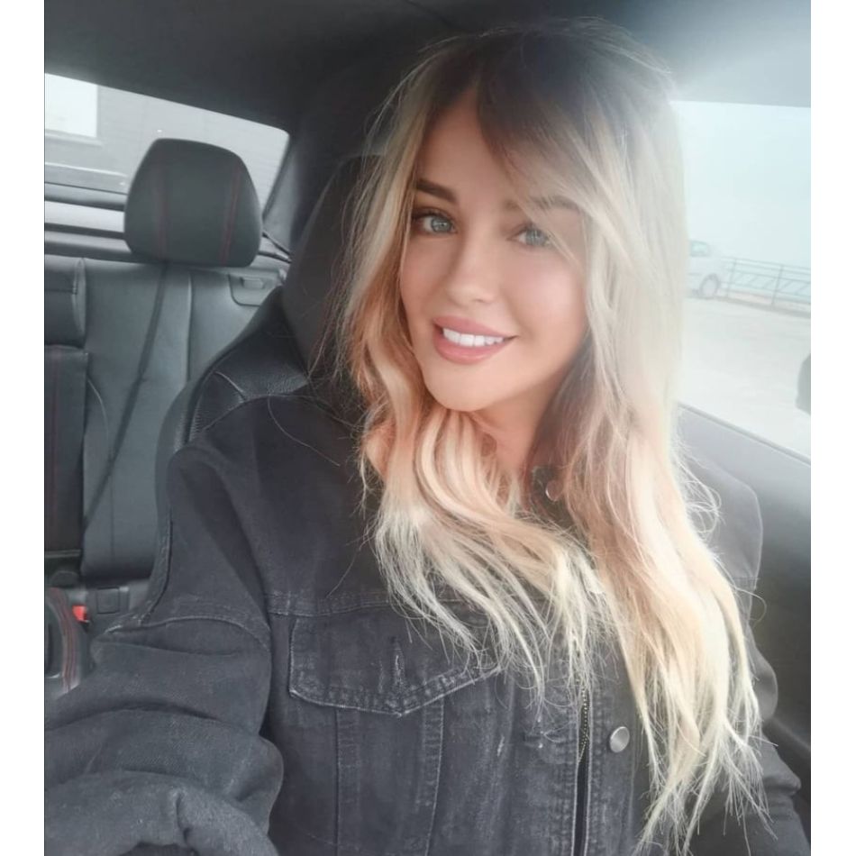 Tania Budi, irezistibilă la 53 de ani! Vedeta a apelat de curând la prima intervenție estetică