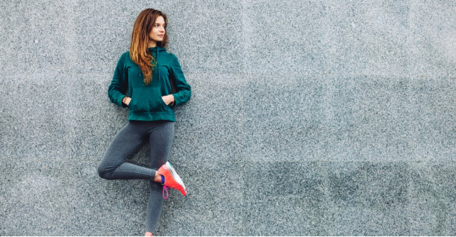 Reduceri de Black Friday pe eMAG: echipamente sportive damă