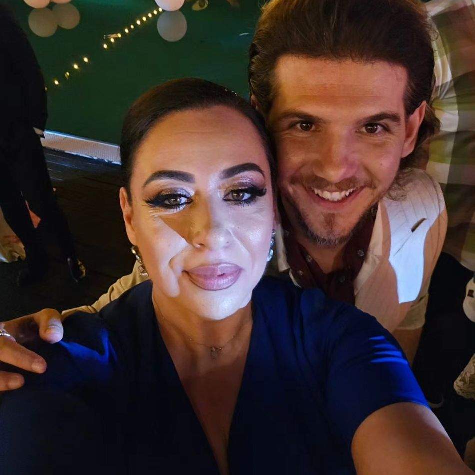 Oana Roman îi face plângere penală lui Marius Elisei pentru abandon de familie