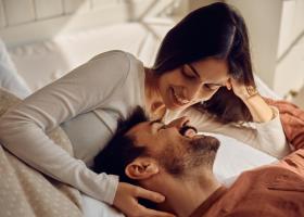 Top 5 pozitii sexuale care ii innebunesc pe barbati