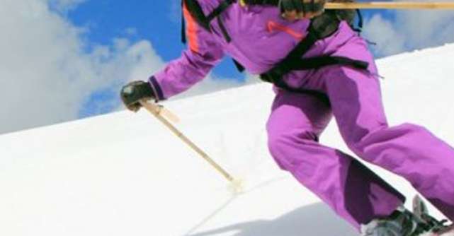 Cum sa eviti entorsa de genunchi cand practici schi. Recomandarile Societatii Franceze de Chirurgie Ortopedica