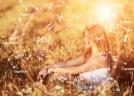 Suflete-pereche născute din prietenie: Zodiile a căror iubire are rădăcini divine
