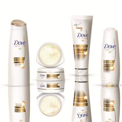 Imblanzeste-ti parul rebel! Cu Dove Nourishing Oil Care