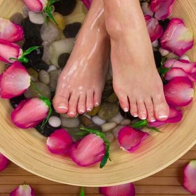 Tot ce trebuie să știi despre peelingul pentru picioare