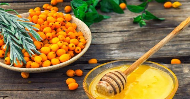 Ce efecte are, de fapt, consumul de catina cu miere