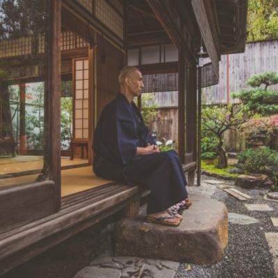 6 Sfaturi care te vor ajuta să trăiești o viață lungă și fericită (potrivit unui doctor japonez care a trăit 106 ani)