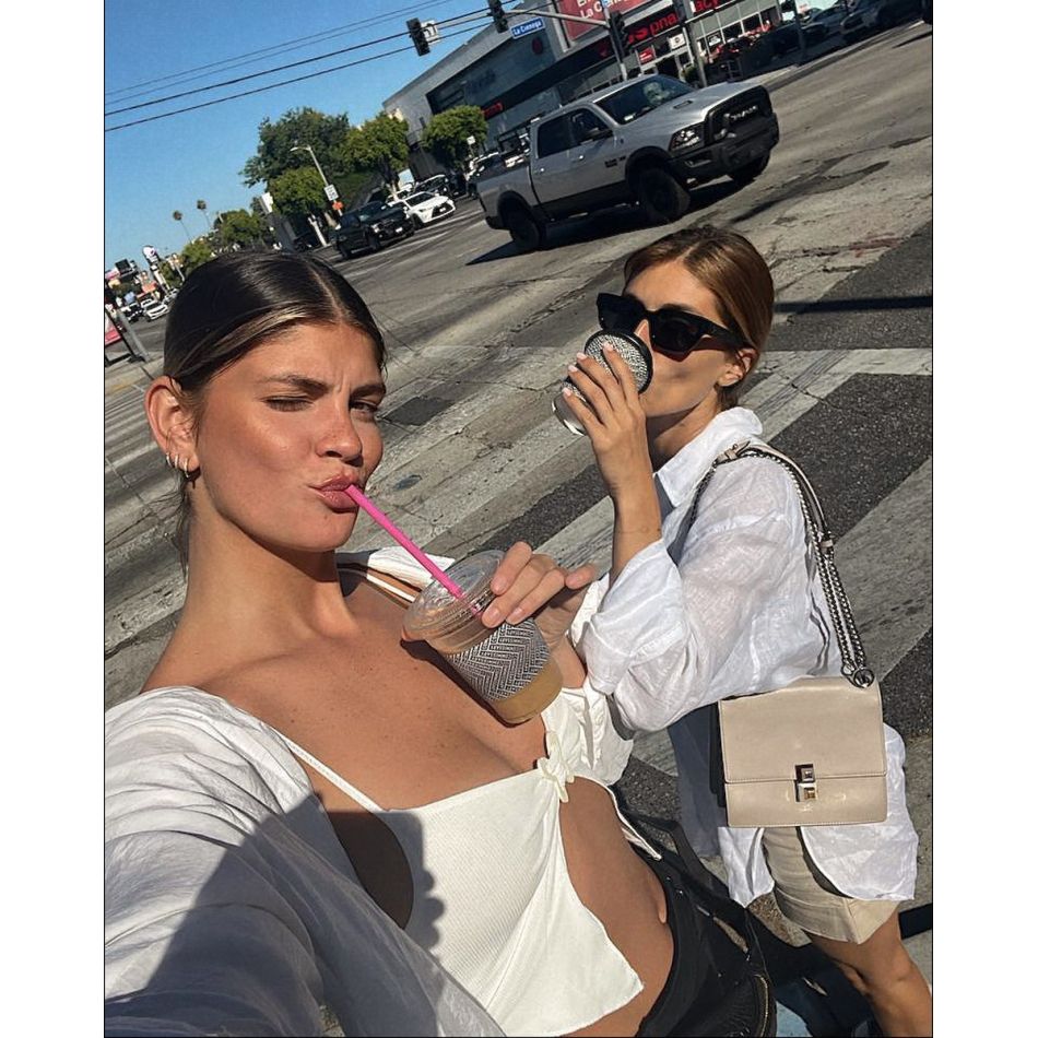 Cine este Laura Giurcanu de la America Express. Influencerița a câștigat cel de-a doilea sezon al emisiunii Next Top Model