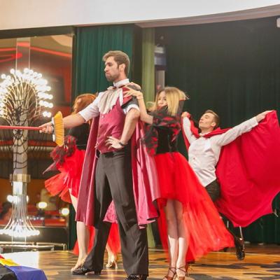 Pentru adultii pasionati de dans, evenimentele cu dans sunt esentiale pentru a progresa 