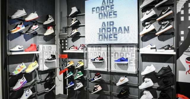 Foot Locker  intră pe piaţa din România  şi deschide primul magazin în AFI Cotroceni