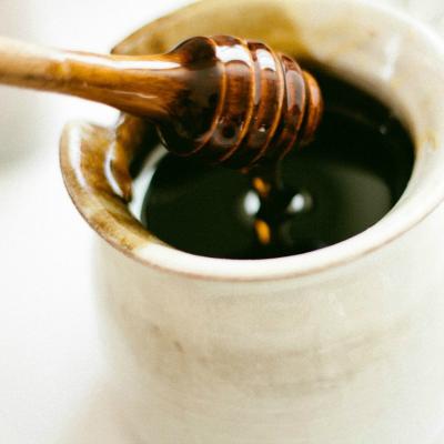 Ce este mierea de Manuka? - definitie, beneficii, utilizare cosmetica