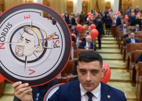 George Simion a plecat luni dimineață spre o destinație necunoscută. Cu cine a fost văzut în aeroport