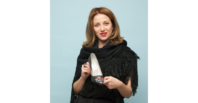 Ghid de integrare a motivelor traditionale in garderoba de toamna