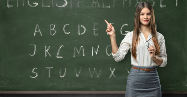 Tinute pentru profesoare cool: cum sa arati bine la catedra