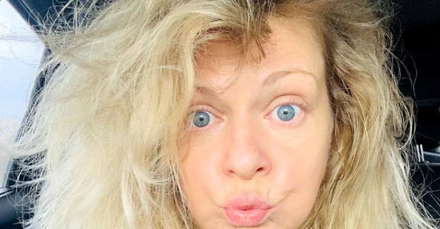 Cât costă dulciurile cu Prosecco și aur comestibil din cofetăria Danei Nălbaru:  sunt ale mele și mă mândresc cu ele...