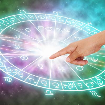 Cele 3 zodii care vor avea noroc la BANI în Luna Iubirii