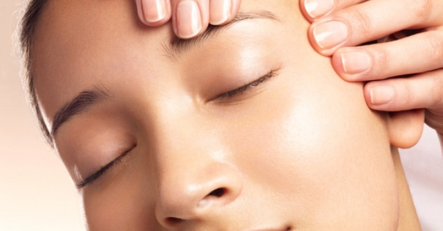  Noul trend in estetica: revitalizarea tenului cu acid hialuronic!