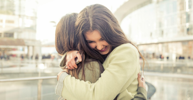 Cum îi faci pe cei din jur să se simtă bine cu ei înșiși