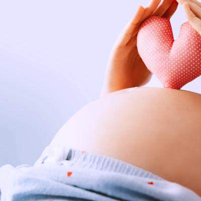 Săptămâna 14 de sarcină: cum se dezvoltă bebelușul din burtică și ce simptome are mama 