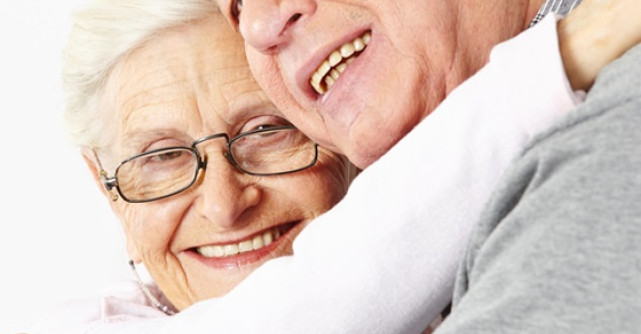 8 Sfaturi esentiale de la bunici pentru o casnicie fericita