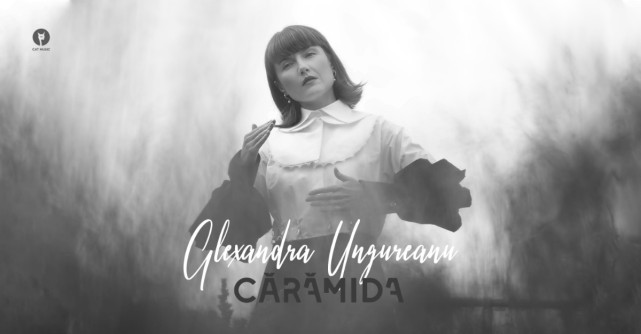 Alexandra Ungureanu lansează Cărămida