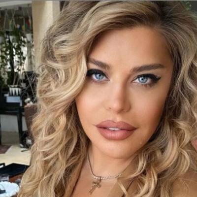 Loredana Groza, exemplu de frumusețe fără vârstă: Apariția sexy în costum de baie care a uimit internetul