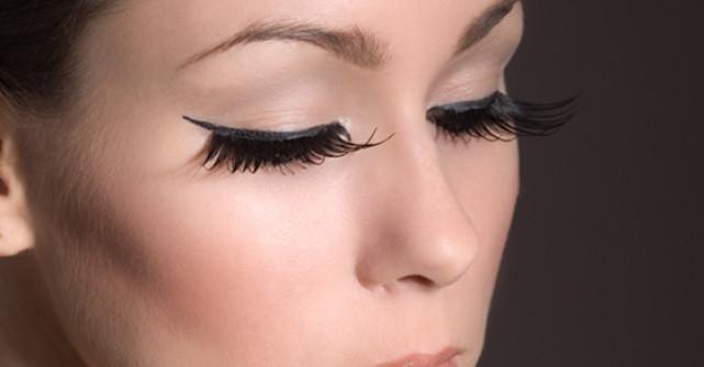 AVON si Antonia au pregatit o surpriza speciala: Noul mascara Mega Effects