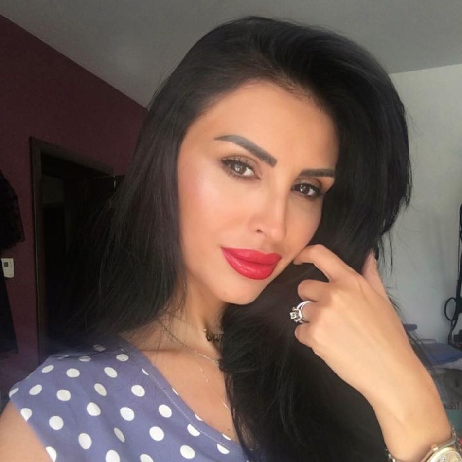 Roxana Blagu, suferința nesfârșită a unei mame respinse. Fiica sa, Oana, nu vrea să audă de ea: Nu pot să forțez inima ei...