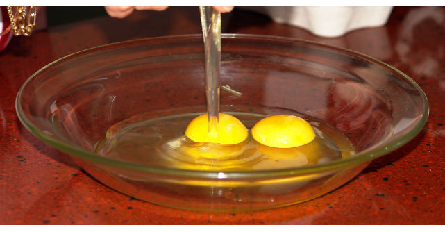 Controversa: Cum e mai bine sa mananci oul, doar albusul sau si galbenusul?