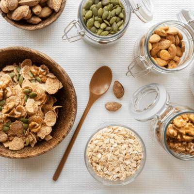 De ce tot mai mulți români aleg produse naturale comandate de la magazinele cu alimente bio?