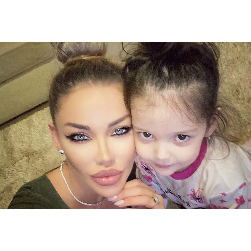 Bianca Drăgușanu, mărturisiri despre viața de mamă singură! Cum se descurcă în creșterea Sofiei?