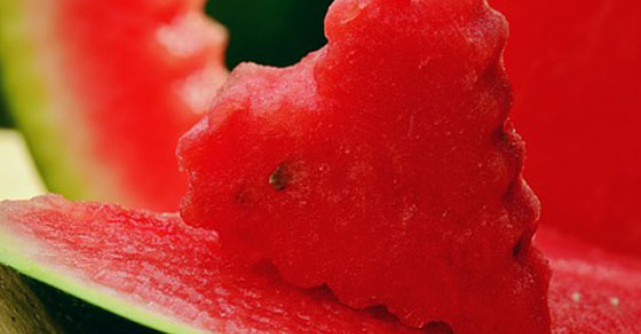 Dieta FULGER de detoxifiere in 7 zile cu PEPENE ROSU