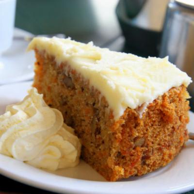 Tort de morcovi: o reteta speciala care te va surprinde