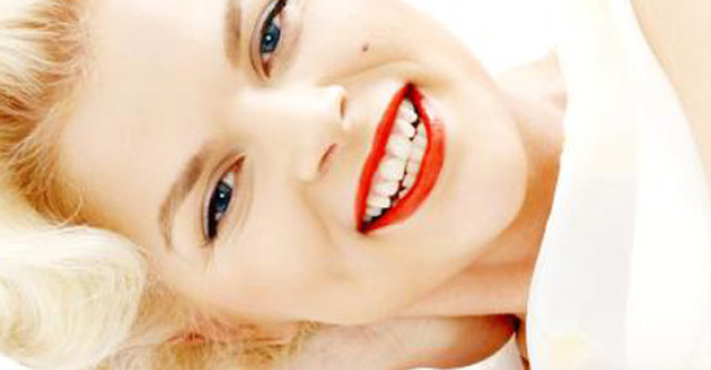 Cum scapi de barbia dubla?