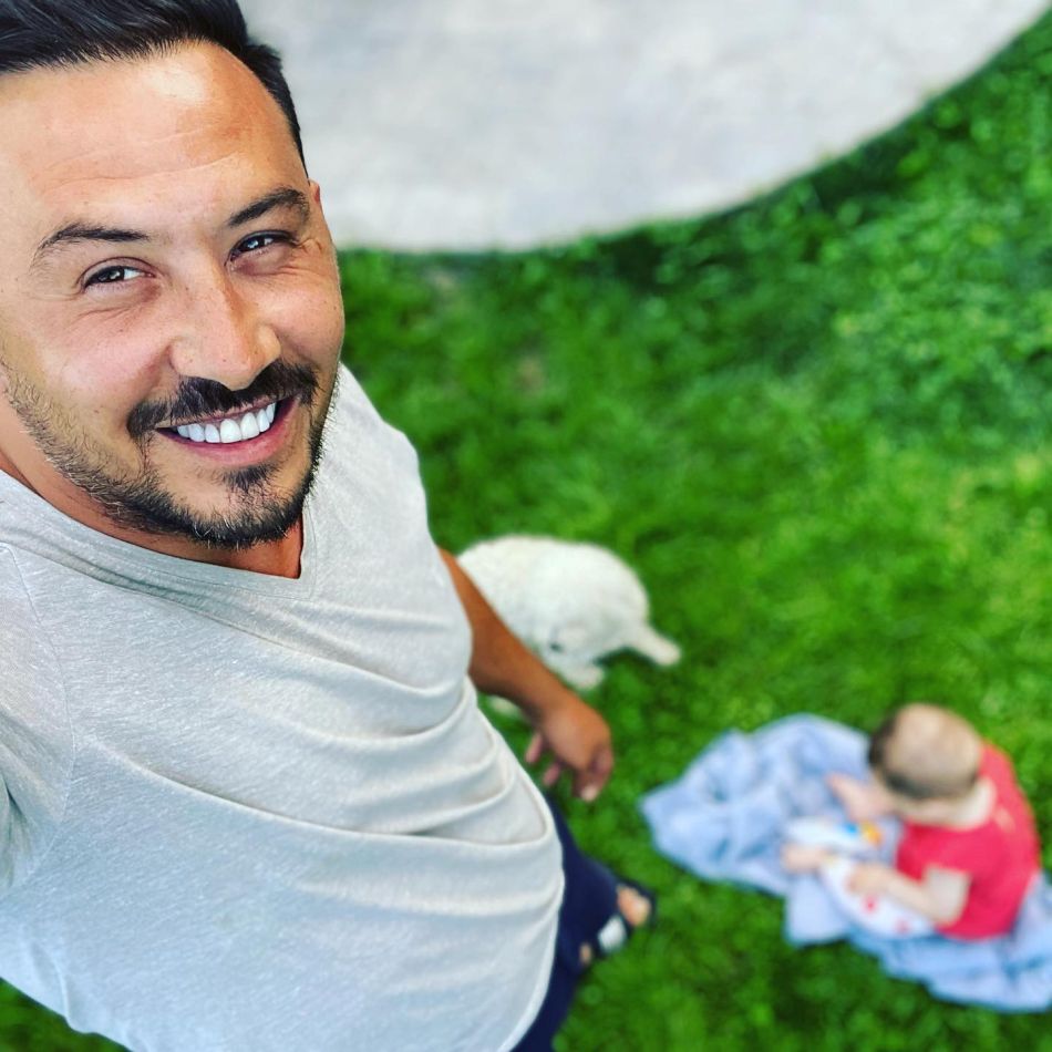 Ștefan Stan face naveta pentru a-și vedea fetițele. Motivul pentru care nu vrea să se mute în Germania