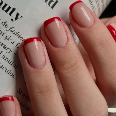 French Manicure 2.0: cum reinventezi un clasic fără să-i pierzi eleganța?