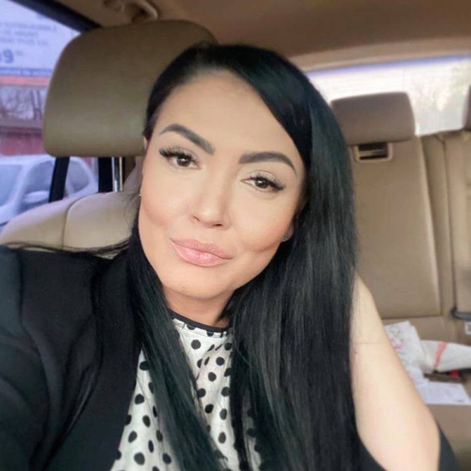 Decizia neobișnuită luată de Andreea Mantea! Vedeta tv și-a lipit buletinul de mașină