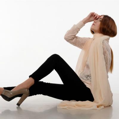 Pantalonii mulati tip colanti: de ce sa ii alegi in cat mai multe tinute