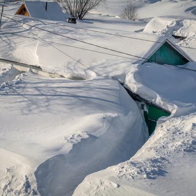 Imagini de la Marele Viscol din 1954: Coșmarul alb care a îngropat România. Troiene de până la 5 m și temperaturi de -25°C