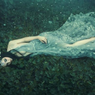 5 Mantre pentru a îți găsi puterea interioară pentru fiecare săptămână din luna august