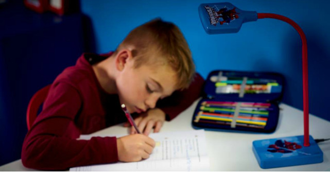 Printre cele mai mari griji ale părinților la nivel mondial se numără și sănătatea ochilor copiilor