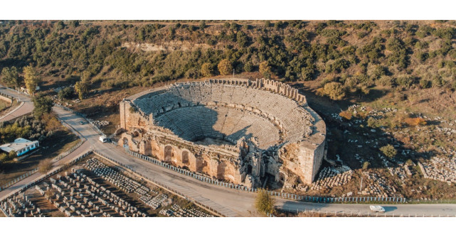 Petrece Revelionul în Turcia