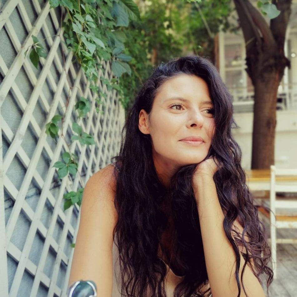 Ramona Păuleanu a devenit mamă pentru a treia oară: Prima fotografie cu noua minune a familiei 